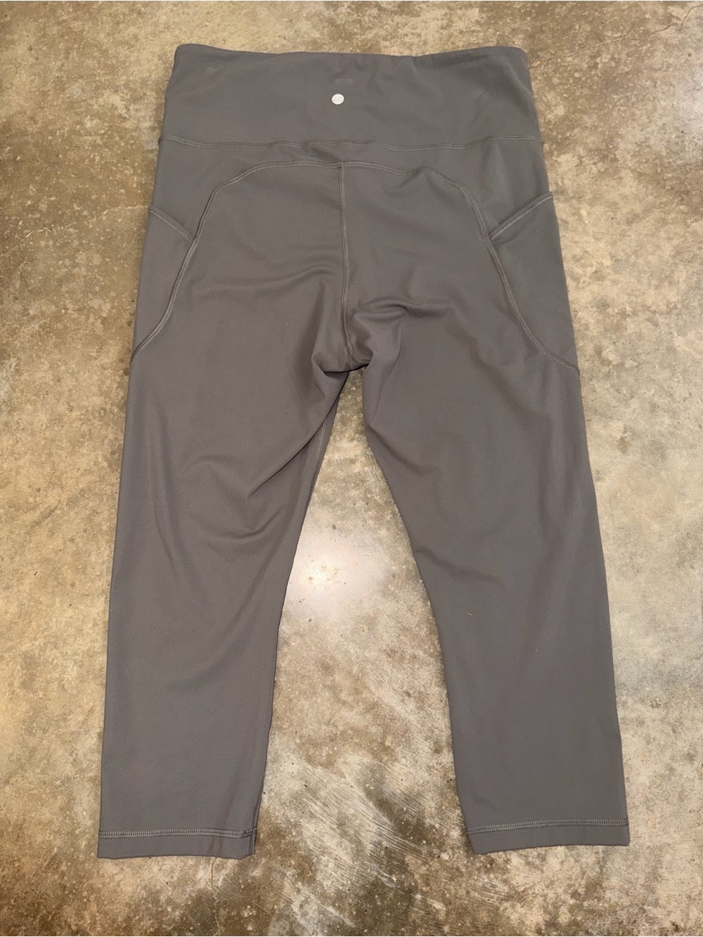 CRZ YOGA Gray High Rise Pockets Capri Leggings XL Athletic Running Athleisure - Picture 3 of 12